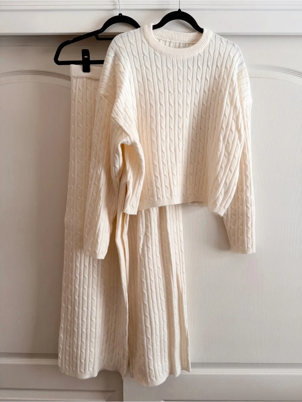 AnotherChill Women's Cable Knit Sweater Lounge Set - Picture 4 of 4